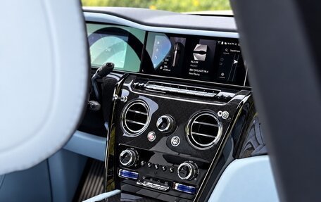 Rolls-Royce Cullinan, 2025 год, 67 000 000 рублей, 7 фотография