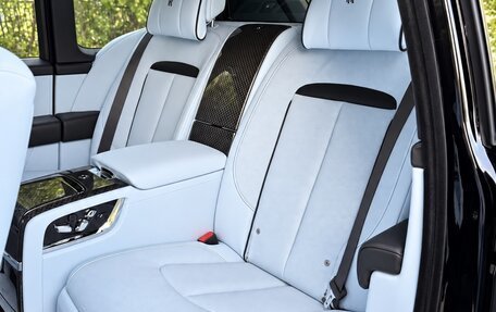 Rolls-Royce Cullinan, 2025 год, 67 000 000 рублей, 5 фотография