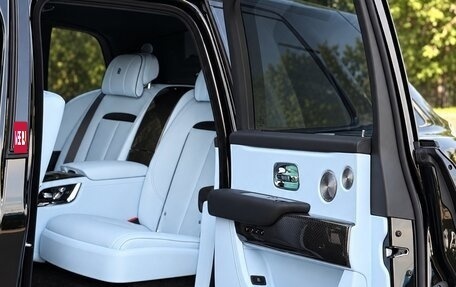 Rolls-Royce Cullinan, 2025 год, 67 000 000 рублей, 8 фотография