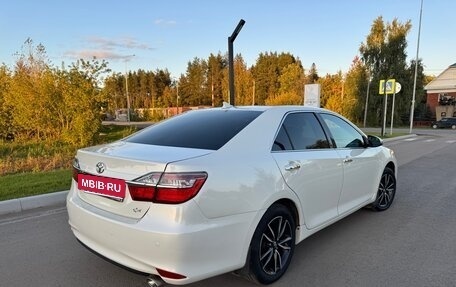 Toyota Camry, 2017 год, 2 000 000 рублей, 2 фотография