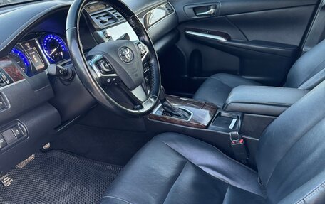 Toyota Camry, 2017 год, 2 000 000 рублей, 20 фотография