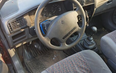 Renault 19 II, 1994 год, 30 000 рублей, 7 фотография