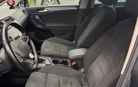 Volkswagen Tiguan II, 2021 год, 2 850 000 рублей, 7 фотография