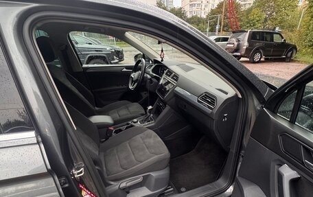 Volkswagen Tiguan II, 2021 год, 2 850 000 рублей, 8 фотография