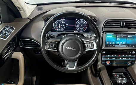 Jaguar F-Pace, 2018 год, 2 699 800 рублей, 9 фотография
