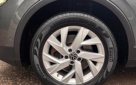 Volkswagen Tiguan II, 2021 год, 2 850 000 рублей, 15 фотография