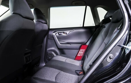 Toyota RAV4, 2021 год, 2 745 000 рублей, 11 фотография