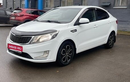 KIA Rio III рестайлинг, 2013 год, 690 000 рублей, 2 фотография
