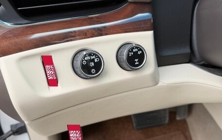 Cadillac Escalade IV, 2016 год, 3 300 000 рублей, 13 фотография