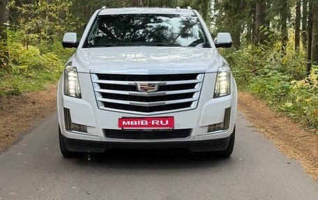 Cadillac Escalade IV, 2016 год, 3 300 000 рублей, 3 фотография