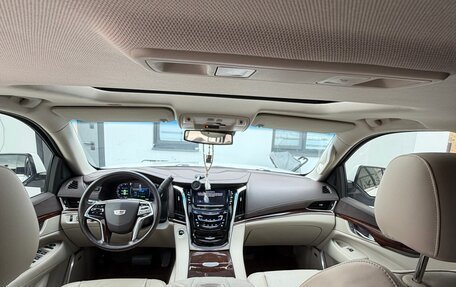Cadillac Escalade IV, 2016 год, 3 300 000 рублей, 14 фотография