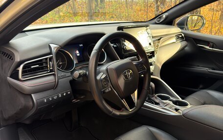 Toyota Camry, 2021 год, 3 900 000 рублей, 9 фотография