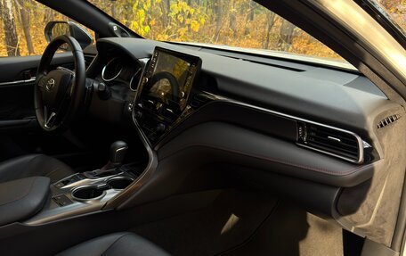 Toyota Camry, 2021 год, 3 900 000 рублей, 18 фотография