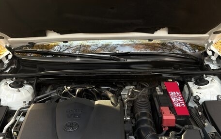 Toyota Camry, 2021 год, 3 900 000 рублей, 20 фотография