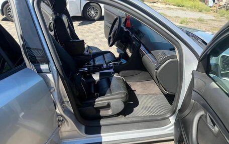 Audi A4, 2002 год, 600 000 рублей, 7 фотография