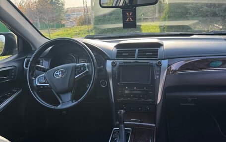 Toyota Camry, 2017 год, 2 150 000 рублей, 9 фотография