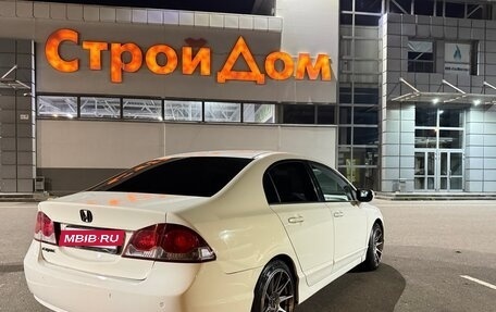 Honda Civic VIII, 2009 год, 750 000 рублей, 3 фотография
