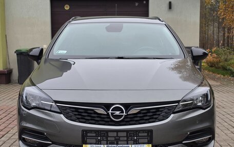 Opel Astra K рестайлинг, 2021 год, 1 285 000 рублей, 2 фотография