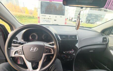 Hyundai Solaris II рестайлинг, 2014 год, 750 000 рублей, 10 фотография