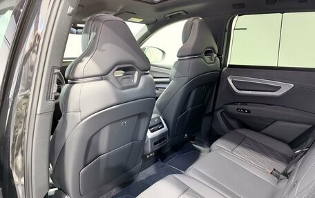 Audi Q7, 2026 год, 20 490 000 рублей, 20 фотография