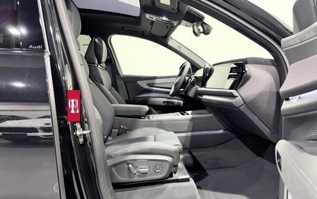 Audi Q7, 2026 год, 20 490 000 рублей, 18 фотография
