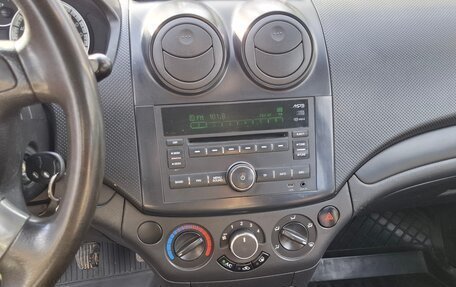 Chevrolet Aveo III, 2010 год, 320 000 рублей, 6 фотография