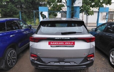 FAW Bestune T77, 2023 год, 1 500 000 рублей, 4 фотография