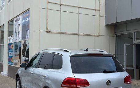 Volkswagen Touareg III, 2010 год, 2 400 000 рублей, 3 фотография