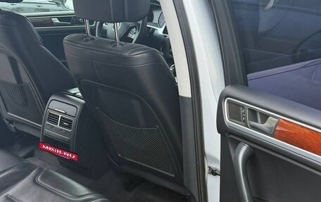 Volkswagen Touareg III, 2010 год, 2 400 000 рублей, 11 фотография