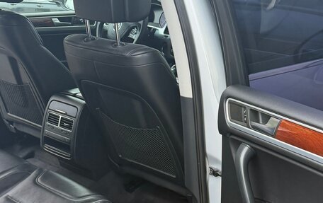 Volkswagen Touareg III, 2010 год, 2 400 000 рублей, 18 фотография