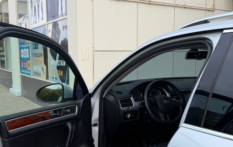 Volkswagen Touareg III, 2010 год, 2 400 000 рублей, 19 фотография