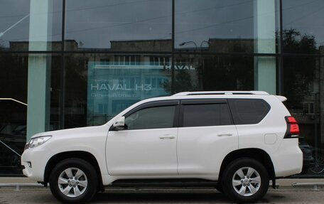 Toyota Land Cruiser Prado 150 рестайлинг, 2017 год, 4 569 000 рублей, 8 фотография