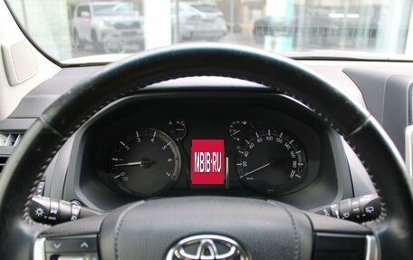 Toyota Land Cruiser Prado 150 рестайлинг, 2017 год, 4 569 000 рублей, 13 фотография