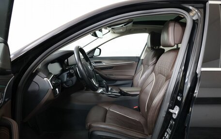 BMW 5 серия, 2020 год, 4 590 000 рублей, 11 фотография