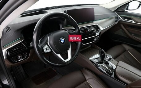 BMW 5 серия, 2020 год, 4 590 000 рублей, 12 фотография