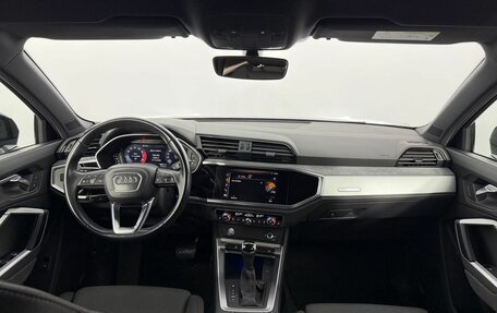 Audi Q3, 2019 год, 2 650 000 рублей, 22 фотография