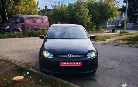 Volkswagen Polo VI (EU Market), 2011 год, 499 999 рублей, 1 фотография