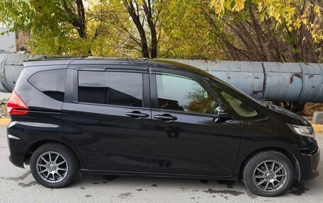 Honda Freed II, 2016 год, 1 350 000 рублей, 5 фотография