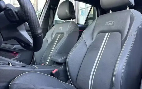 Volkswagen Golf VIII, 2022 год, 1 508 000 рублей, 12 фотография