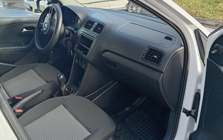 Volkswagen Polo VI (EU Market), 2013 год, 890 000 рублей, 7 фотография