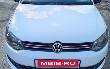 Volkswagen Polo VI (EU Market), 2013 год, 890 000 рублей, 3 фотография