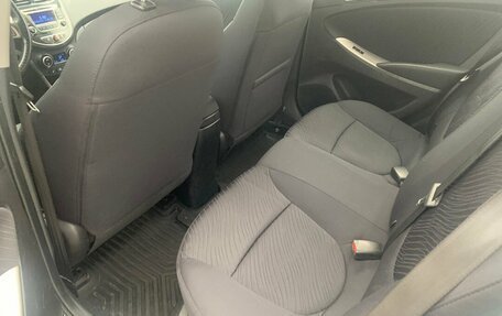Hyundai Solaris II рестайлинг, 2016 год, 699 900 рублей, 13 фотография