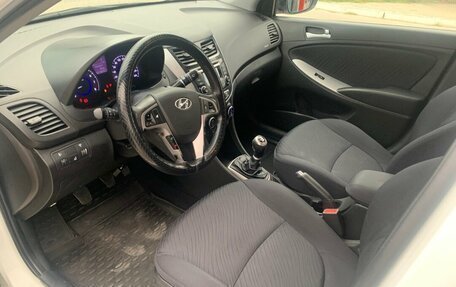 Hyundai Solaris II рестайлинг, 2016 год, 699 900 рублей, 12 фотография