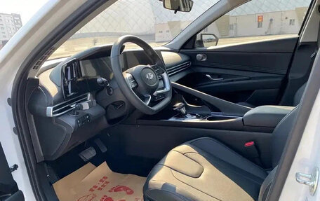 Hyundai Elantra, 2023 год, 1 346 000 рублей, 7 фотография