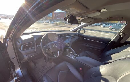 Toyota Camry, 2019 год, 2 600 000 рублей, 11 фотография
