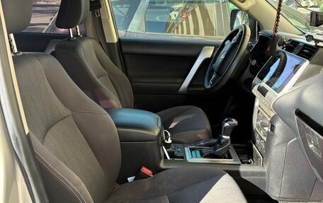 Toyota Land Cruiser Prado 150 рестайлинг, 2021 год, 4 160 000 рублей, 3 фотография