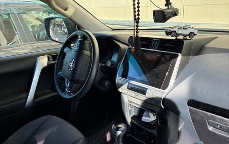 Toyota Land Cruiser Prado 150 рестайлинг, 2021 год, 4 160 000 рублей, 15 фотография