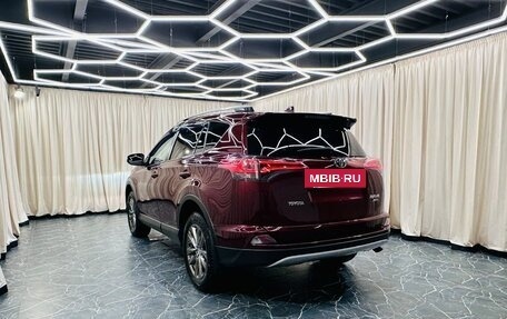 Toyota RAV4, 2018 год, 2 649 900 рублей, 4 фотография