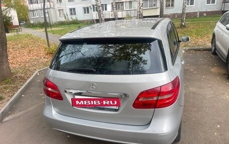 Mercedes-Benz B-Класс, 2012 год, 950 000 рублей, 4 фотография