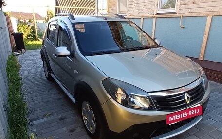 Renault Sandero I, 2012 год, 620 000 рублей, 2 фотография